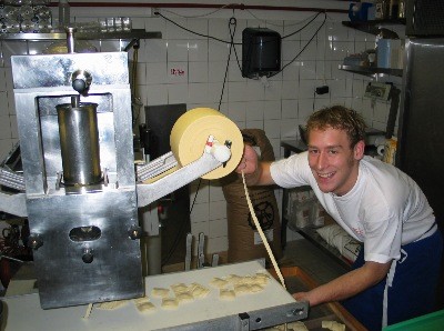 0040029845-dinopasta-15931142777673.jpg